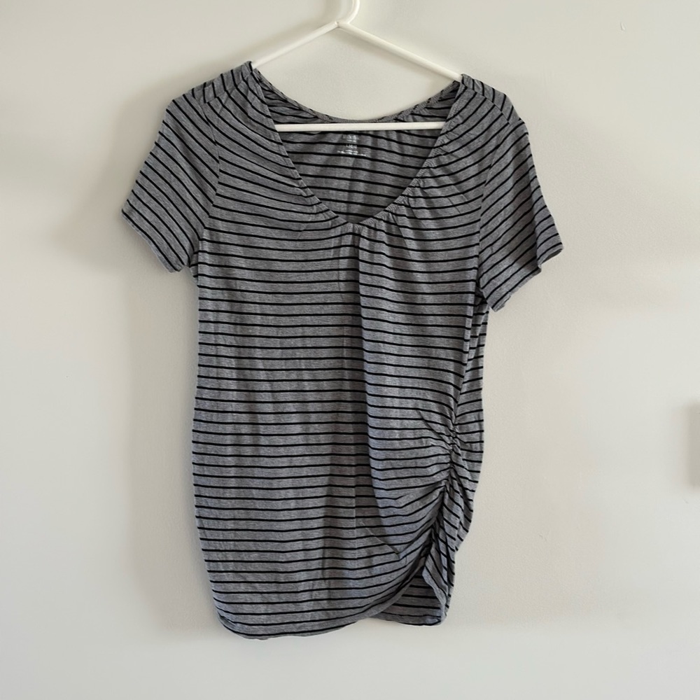 Motherhood Maternity Nursing Top sz L